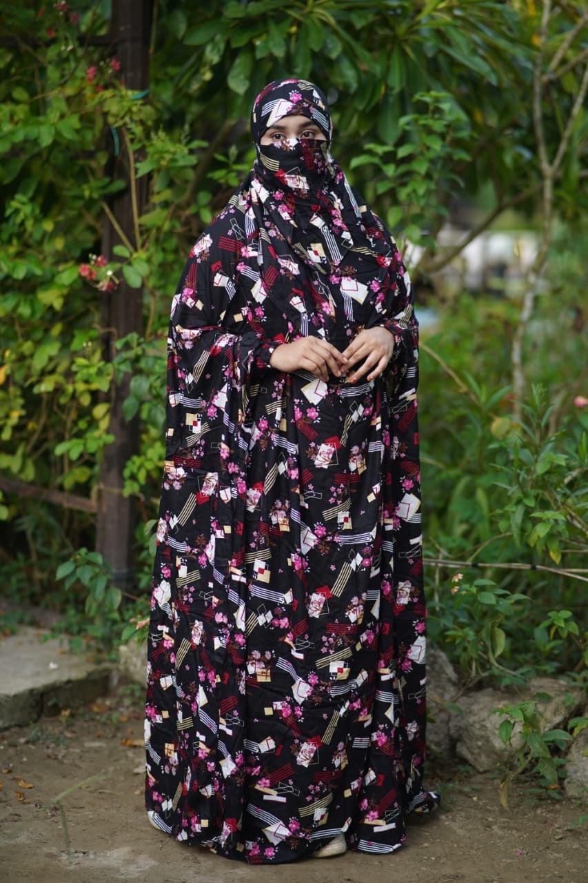 স্টাইলিশ এবং পরিপূর্ণ পর্দার জন্য সফট লিলেন ফেব্রিকের নিকাব খিমার।